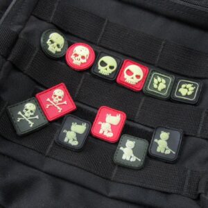 Mini parche PVC fluorescente contactel para casco chamarra etc,