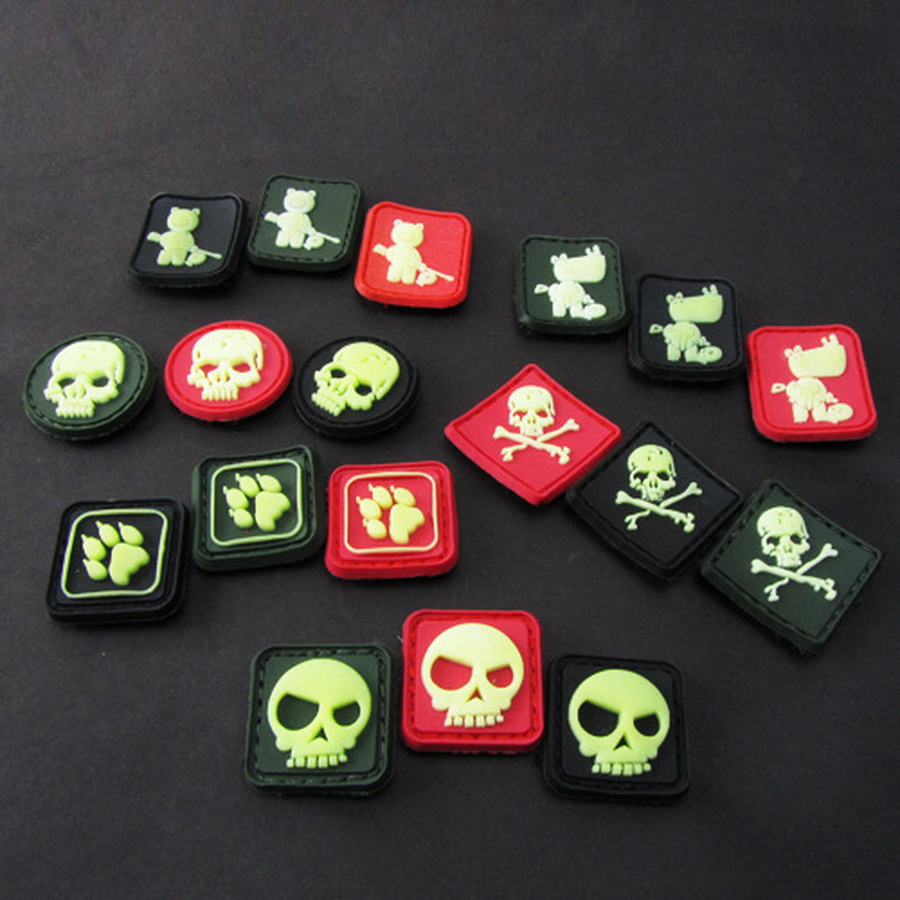 Mini parche PVC fluorescente contactel para casco chamarra etc, - Imagen 4
